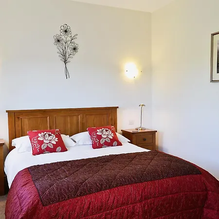Swallows Nest Ferienhaus *